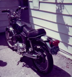 Personal pics from yesteryear : Norton Commando (2018)