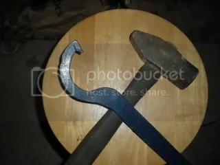 Loctite 243 on exhaust nuts?