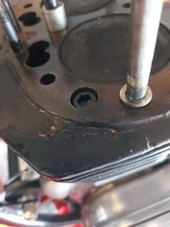 Cylinder head refurbishment9