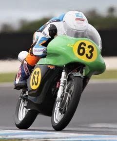 Racing in Australia with an ES2