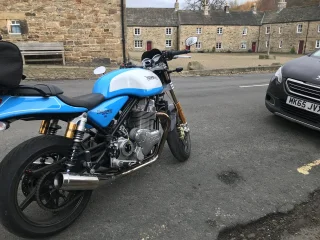 Pictures of your Norton 961