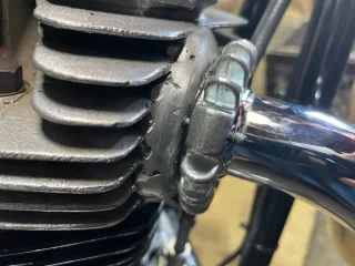 Right side still holding.jpg