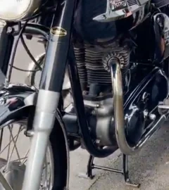 Are these mormal stamp markings on this 62 88ss ?