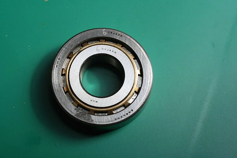 800px-RHP_Superblend_Roller_Bearing.jpg