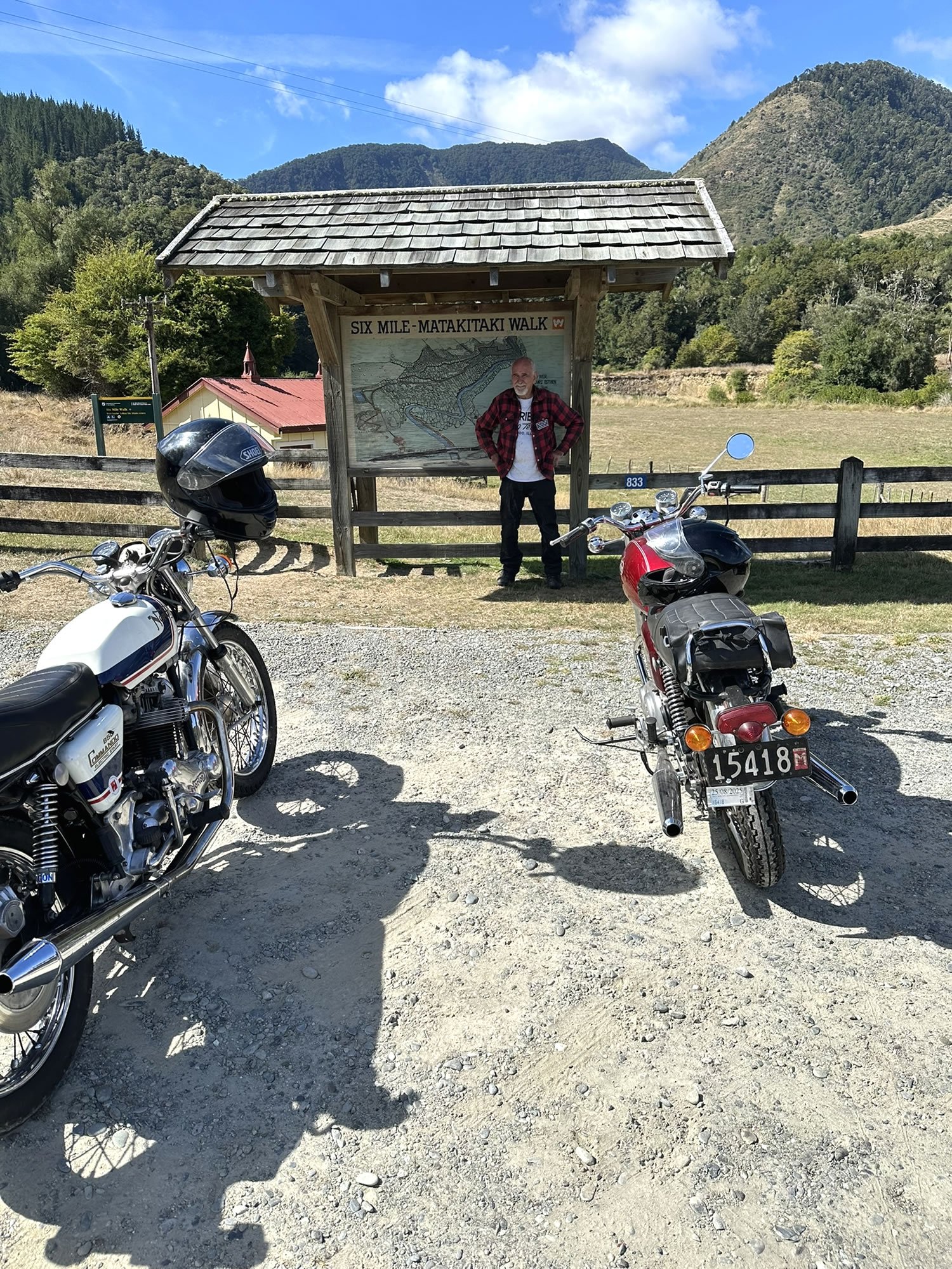 Muchison riding Murray's MK3